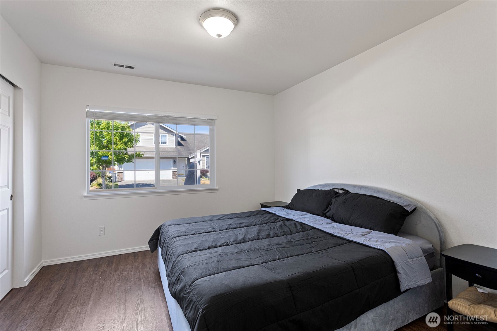17625 12th Place Property Photo 19