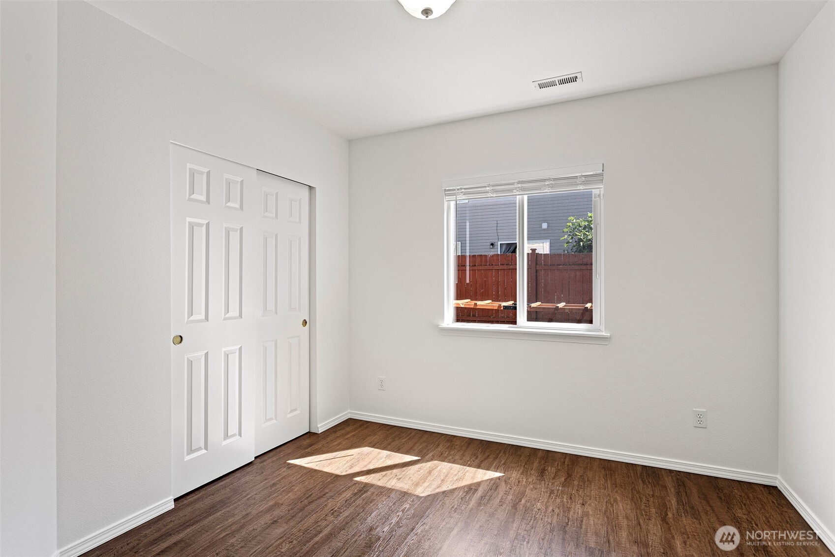 17625 12th Place Property Photo 20