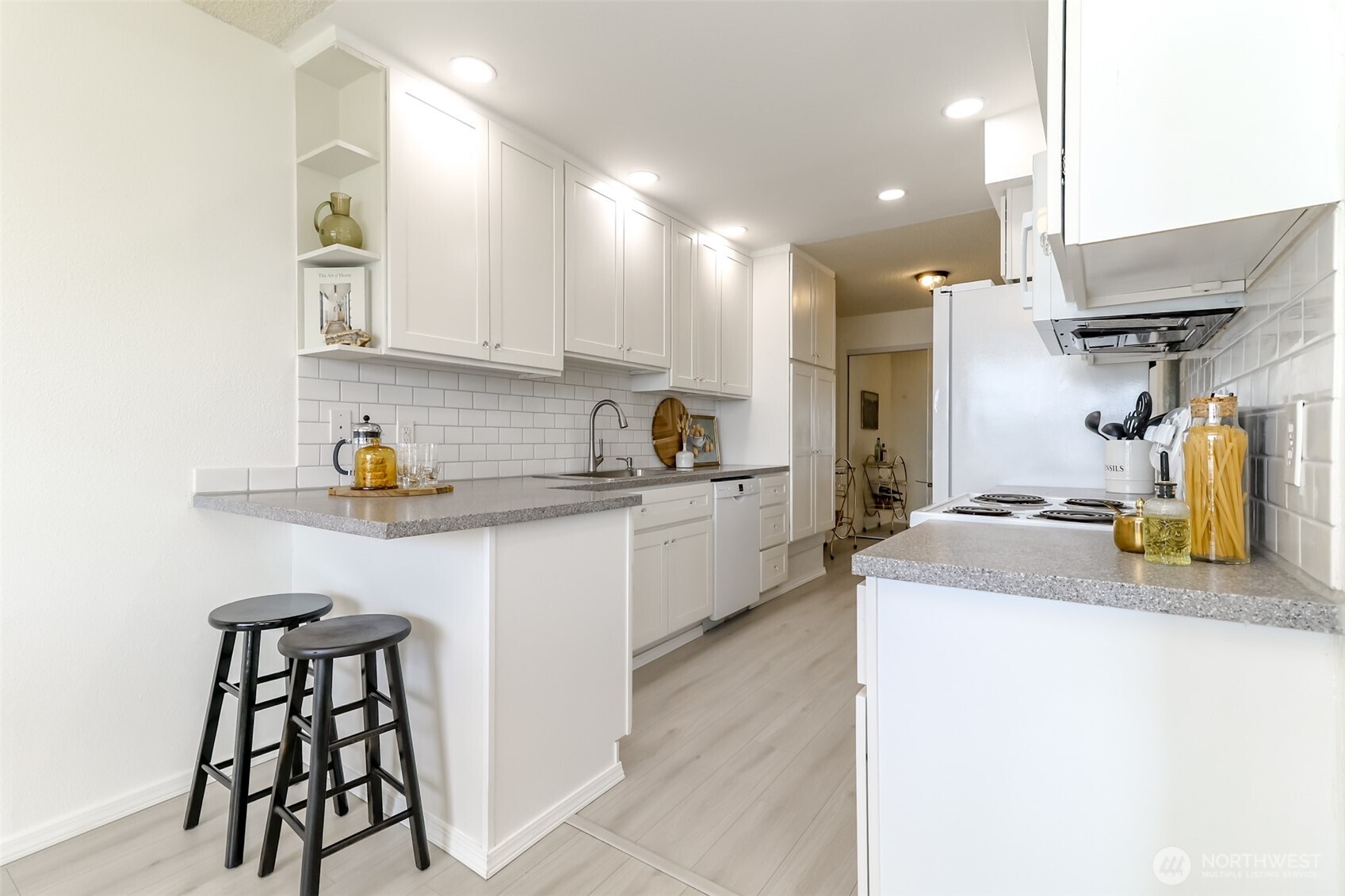 525 Broadway 302 Property Photo 14
