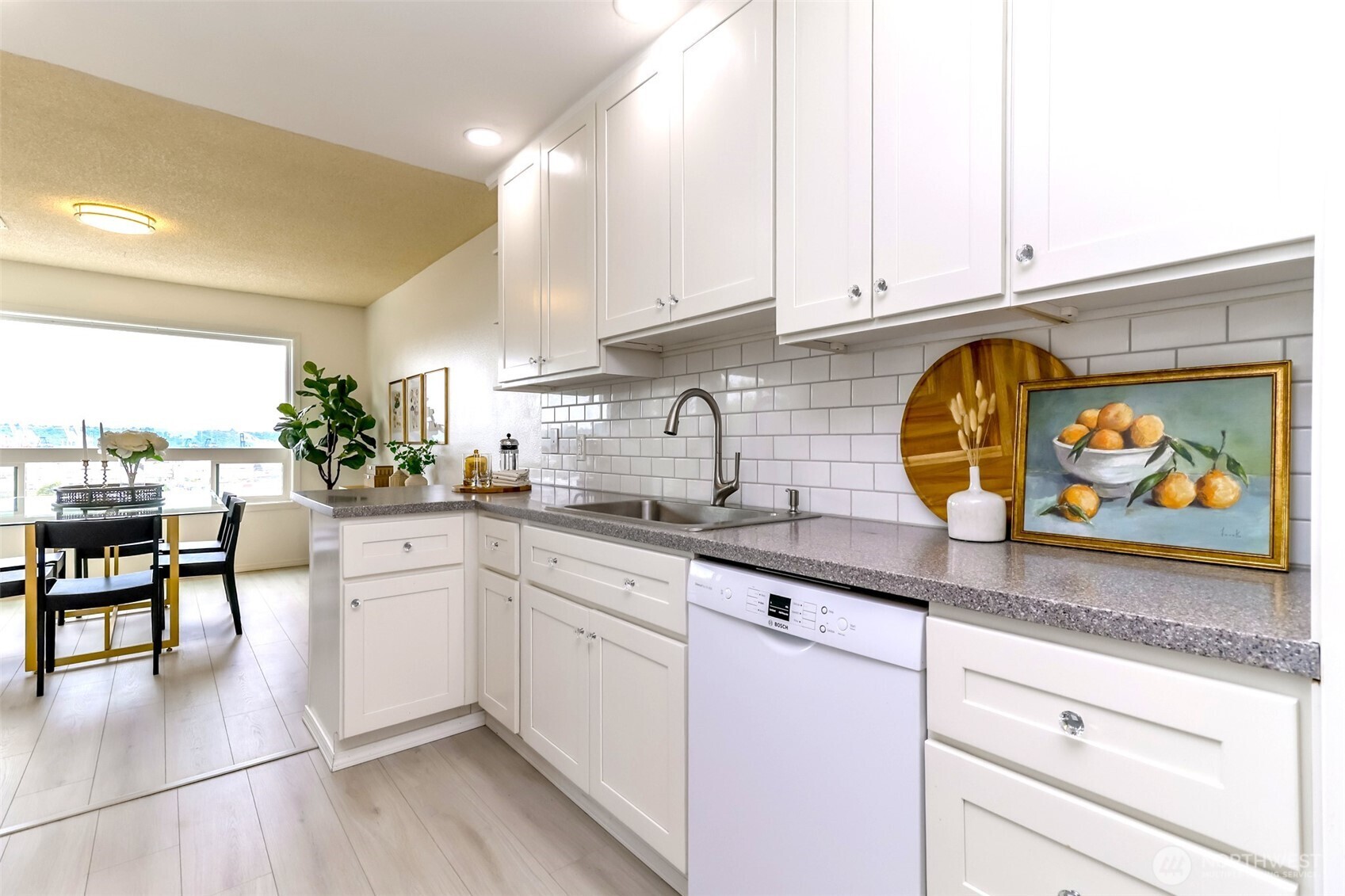 525 Broadway 302 Property Photo 16