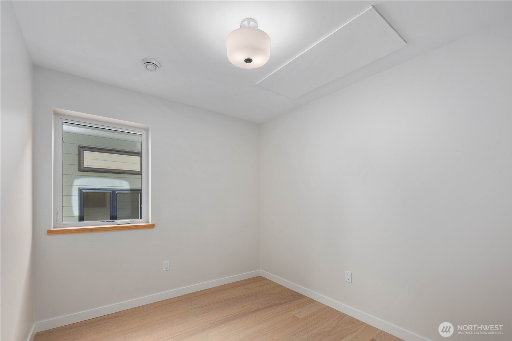 8625 30th Avenue Property Photo 23