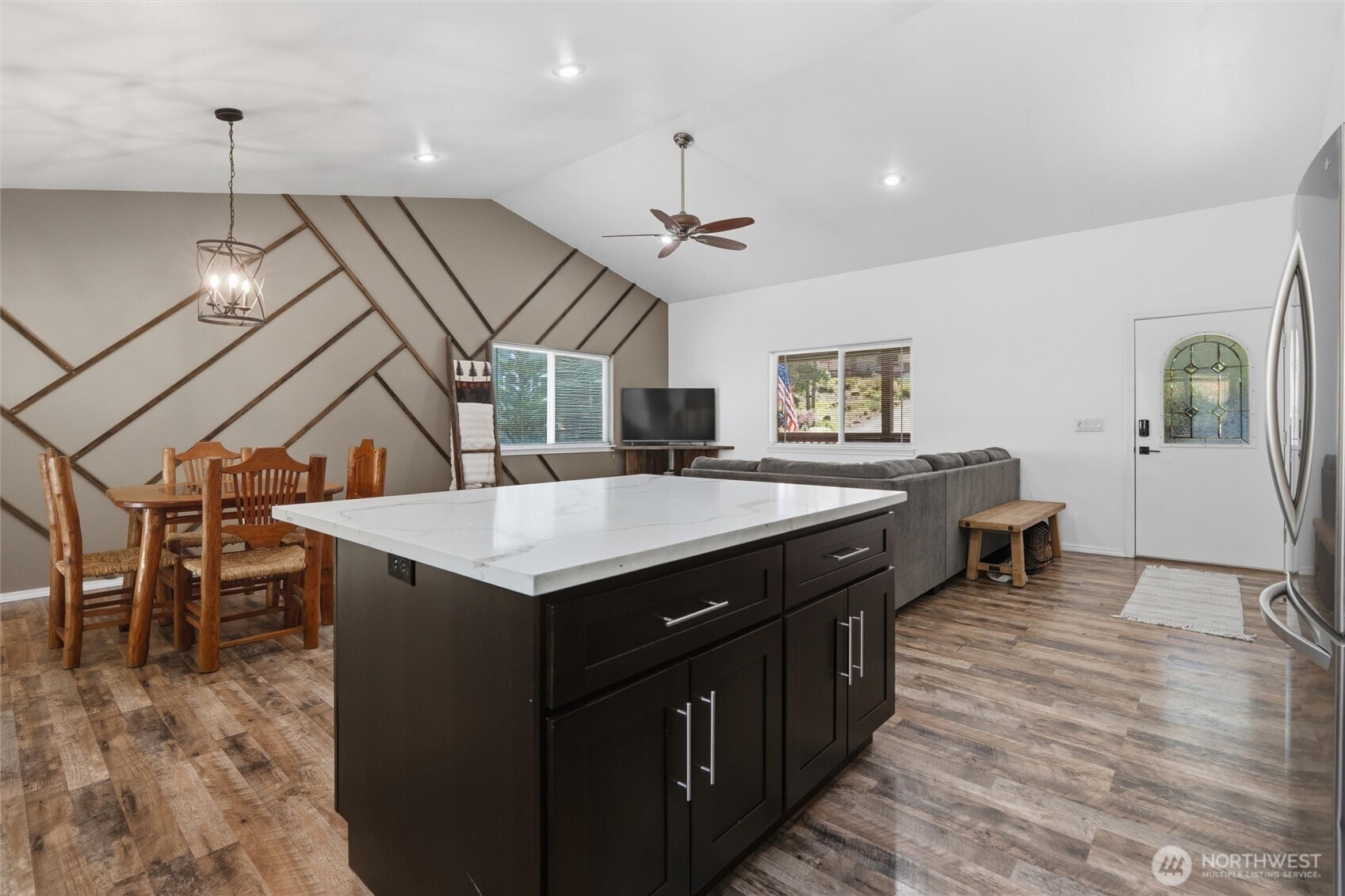 12847 Bear Lake Drive Property Photo 16