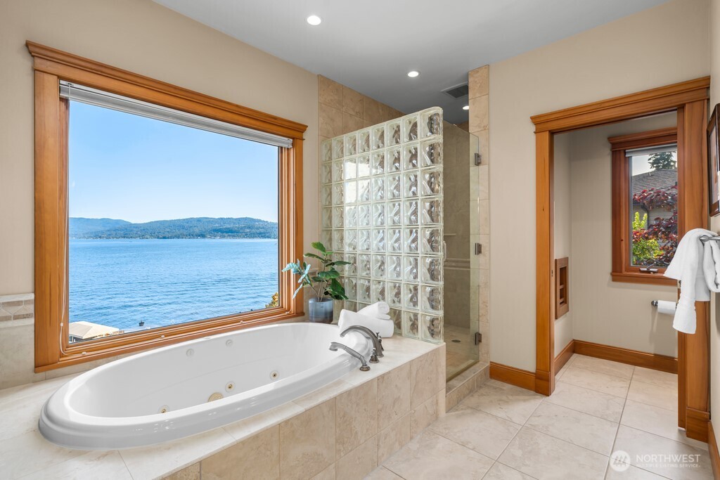 454 W Lake Sammamish Parkway Property Photo 15