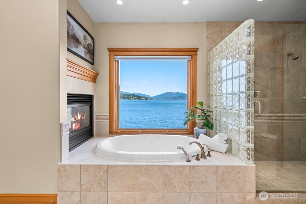 454 W Lake Sammamish Parkway Property Photo 16