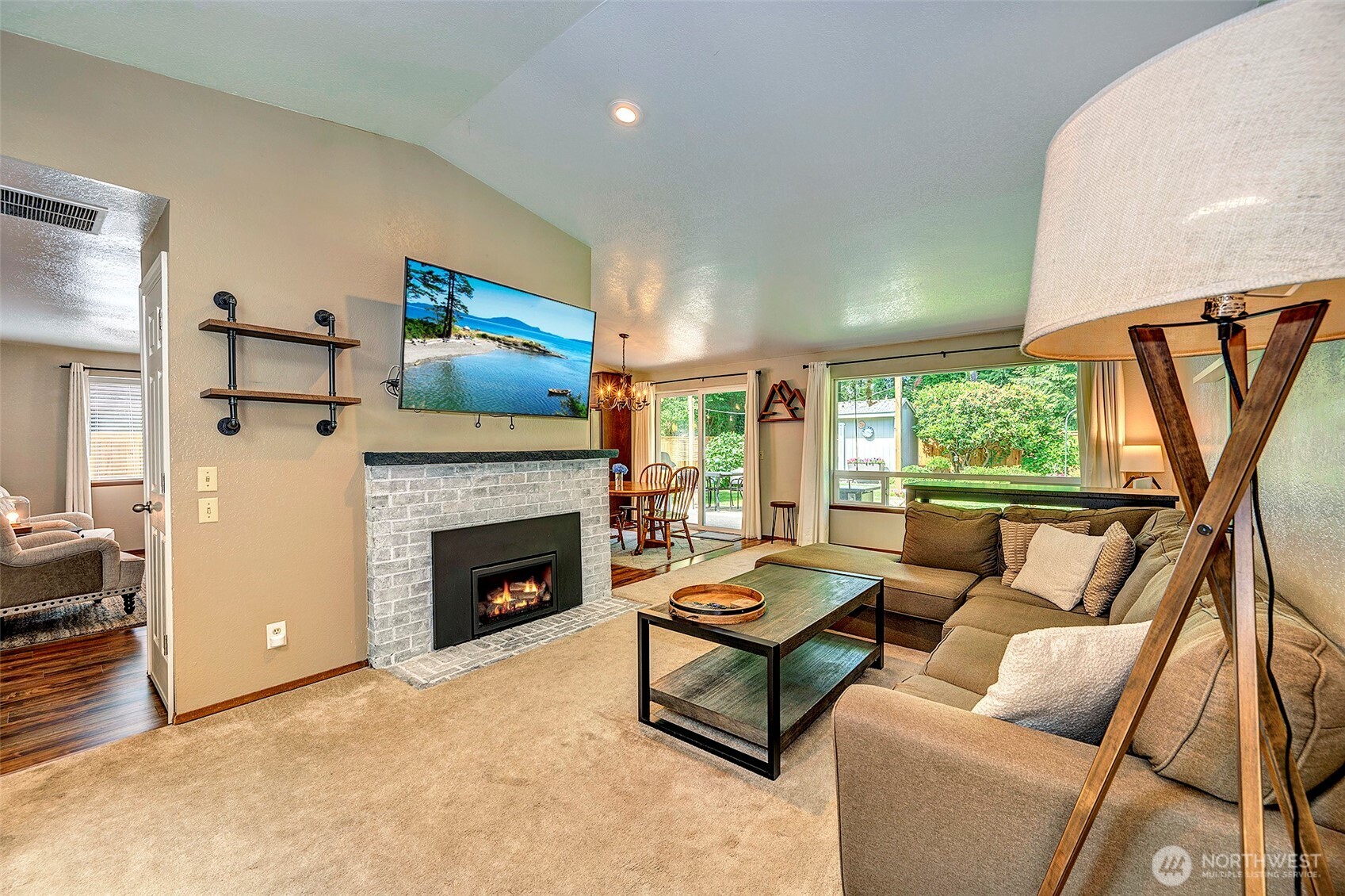 29707 32nd Place Property Photo 7