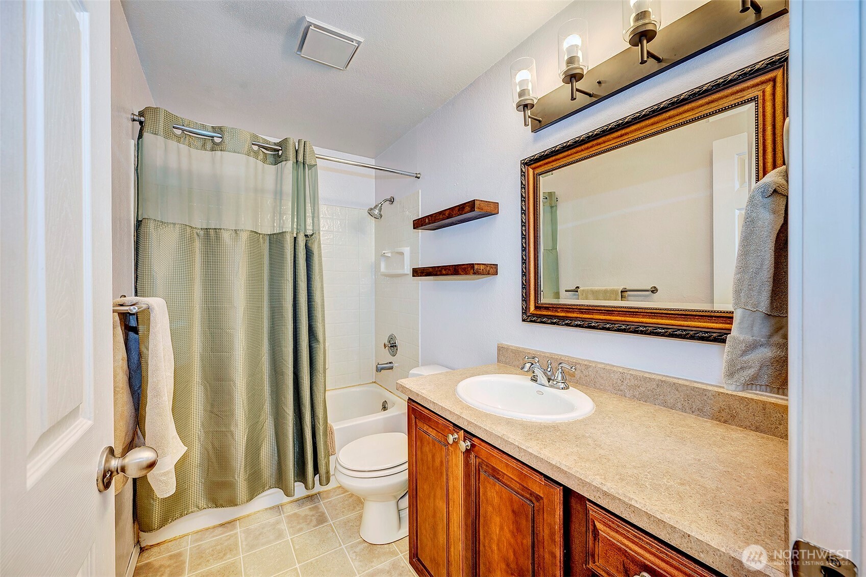 29707 32nd Place Property Photo 15
