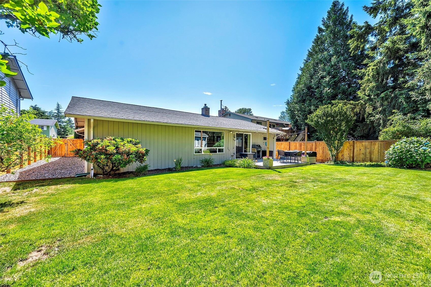 29707 32nd Place Property Photo 18