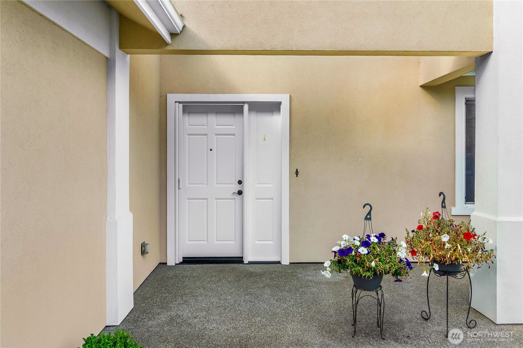6833 Fairway Lane Property Photo 5