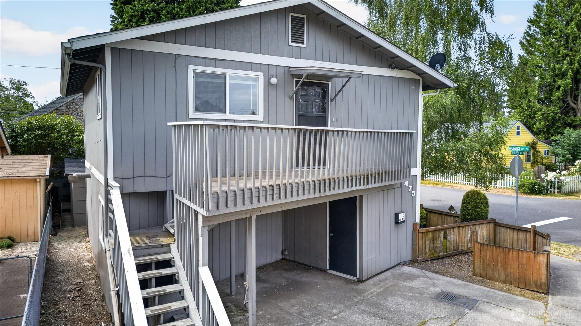 475 S Houser Way S A & B Property Photo 4