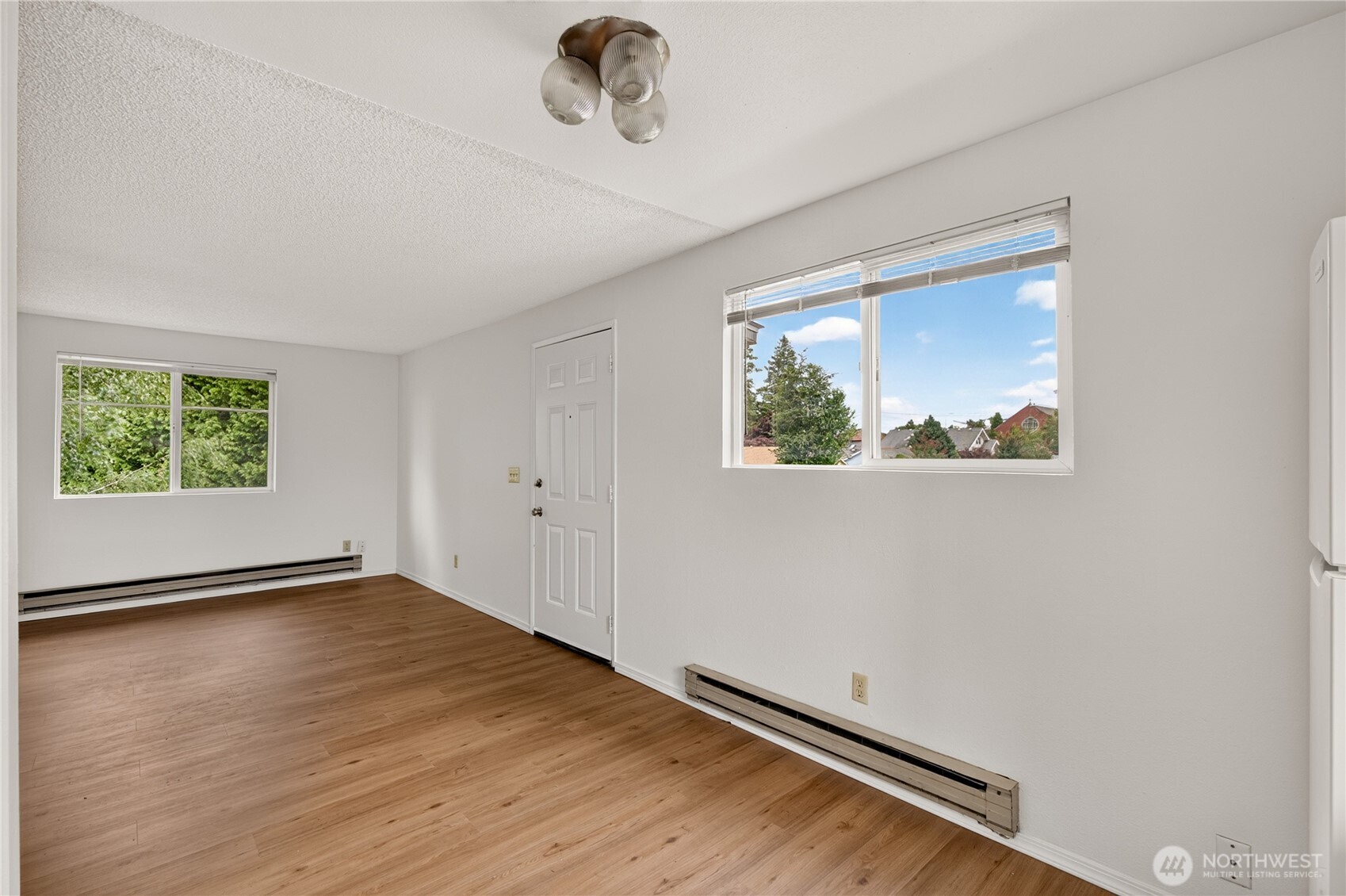 475 S Houser Way S A & B Property Photo 10