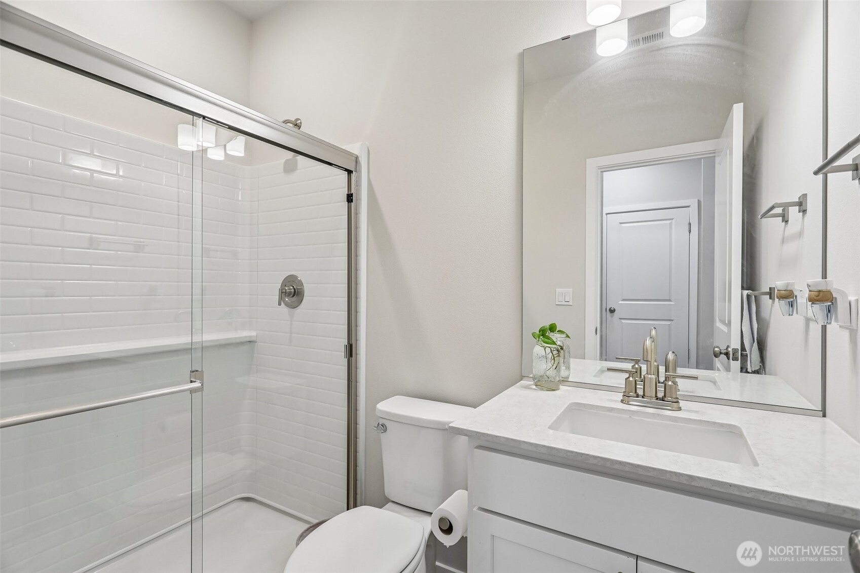 8543 52nd Place Property Photo 16