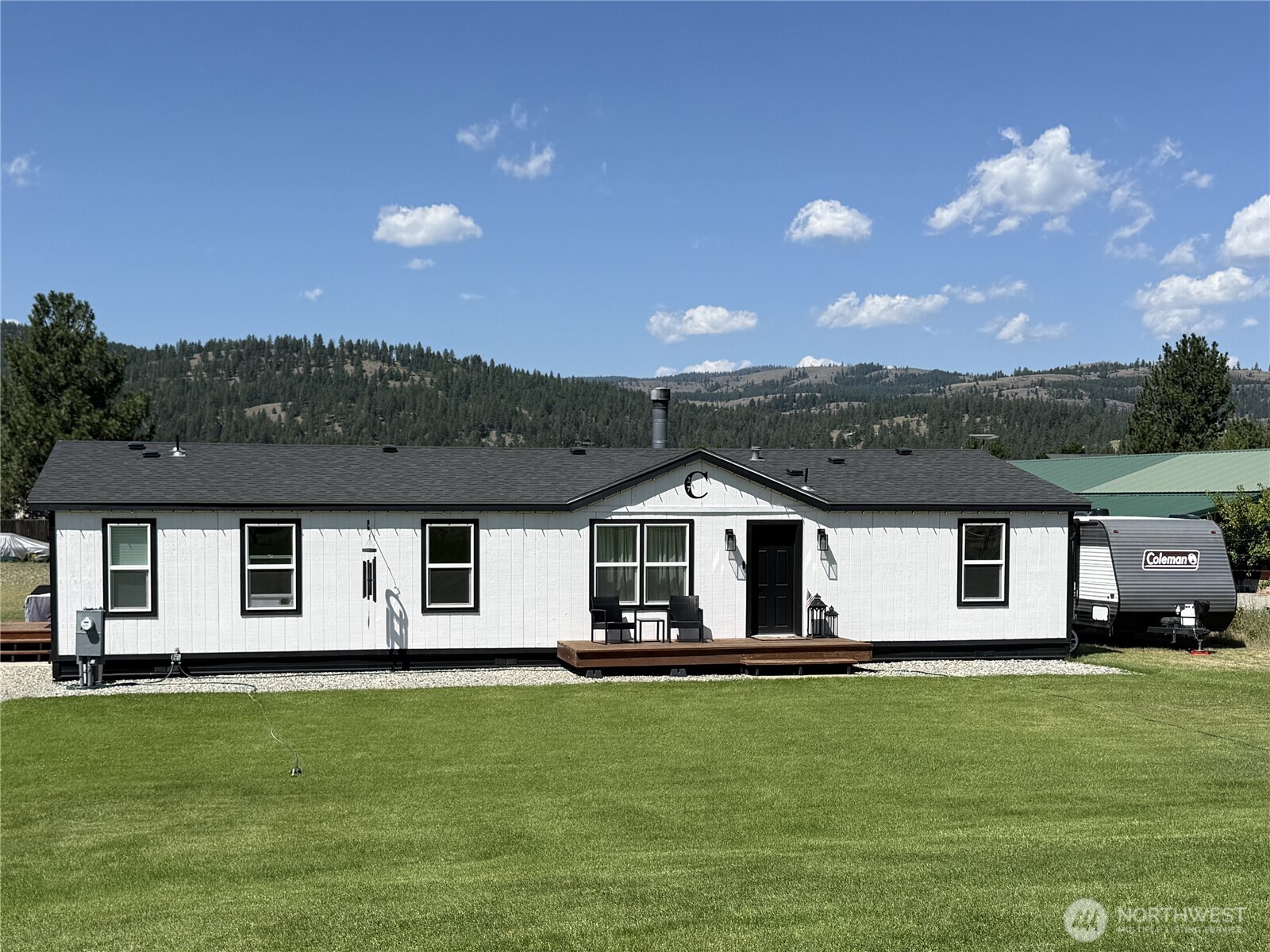27 Heron Loop Property Photo 1