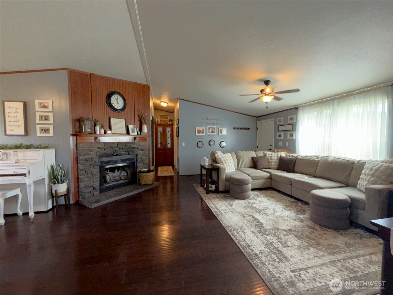 27 Heron Loop Property Photo 9