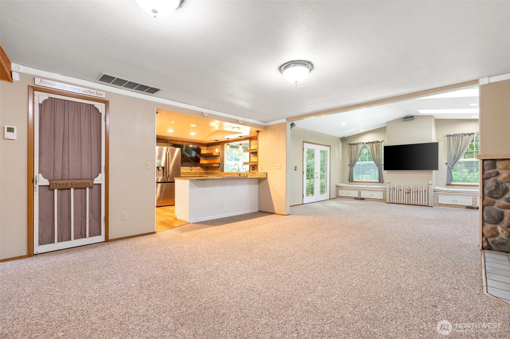 6808 Old Forest Lane Property Photo 12