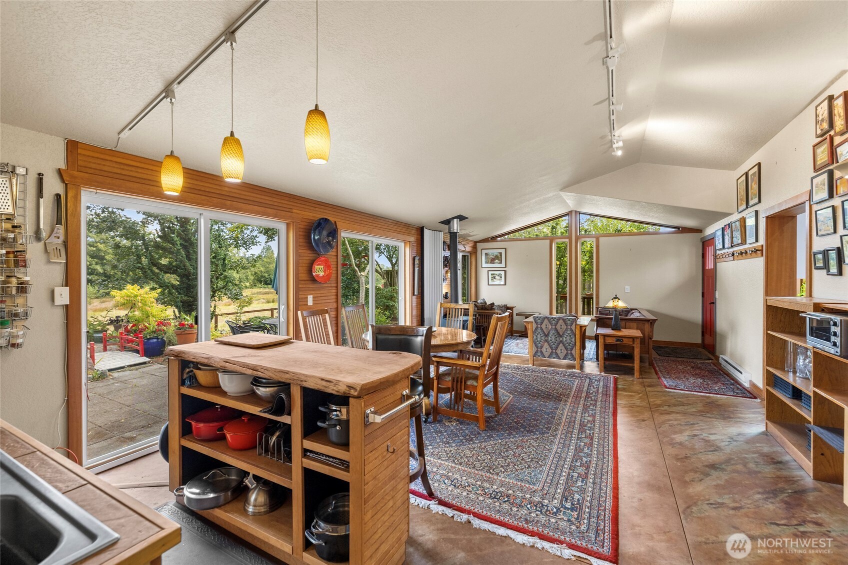 5375 Shore Meadow Road Property Photo 13