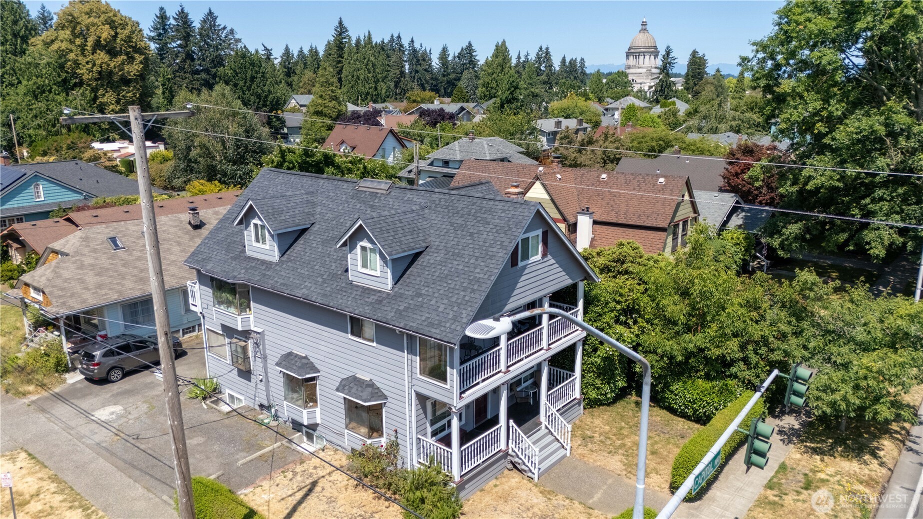 2019 Capitol Way Property Photo 2