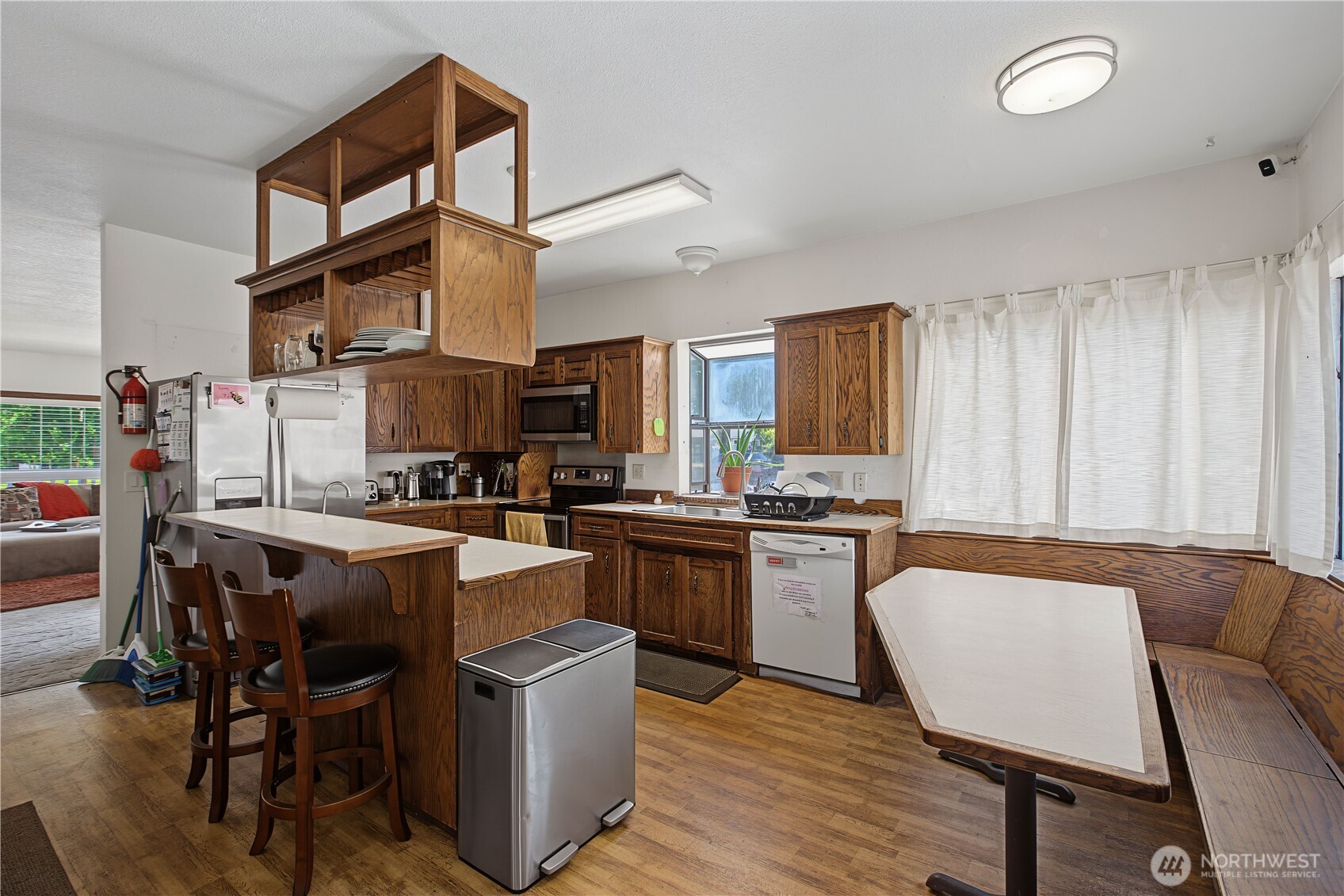 2019 Capitol Way Property Photo 11