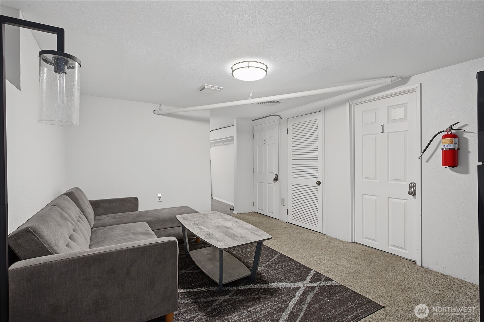 2019 Capitol Way Property Photo 18