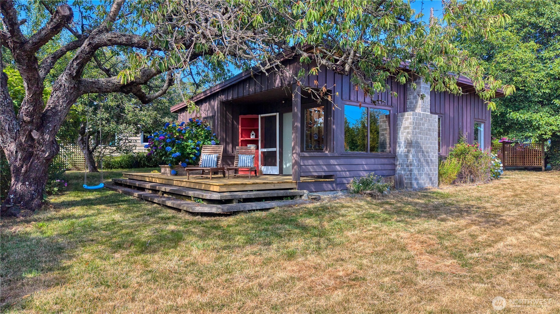623 Roberts Drive Property Photo 1