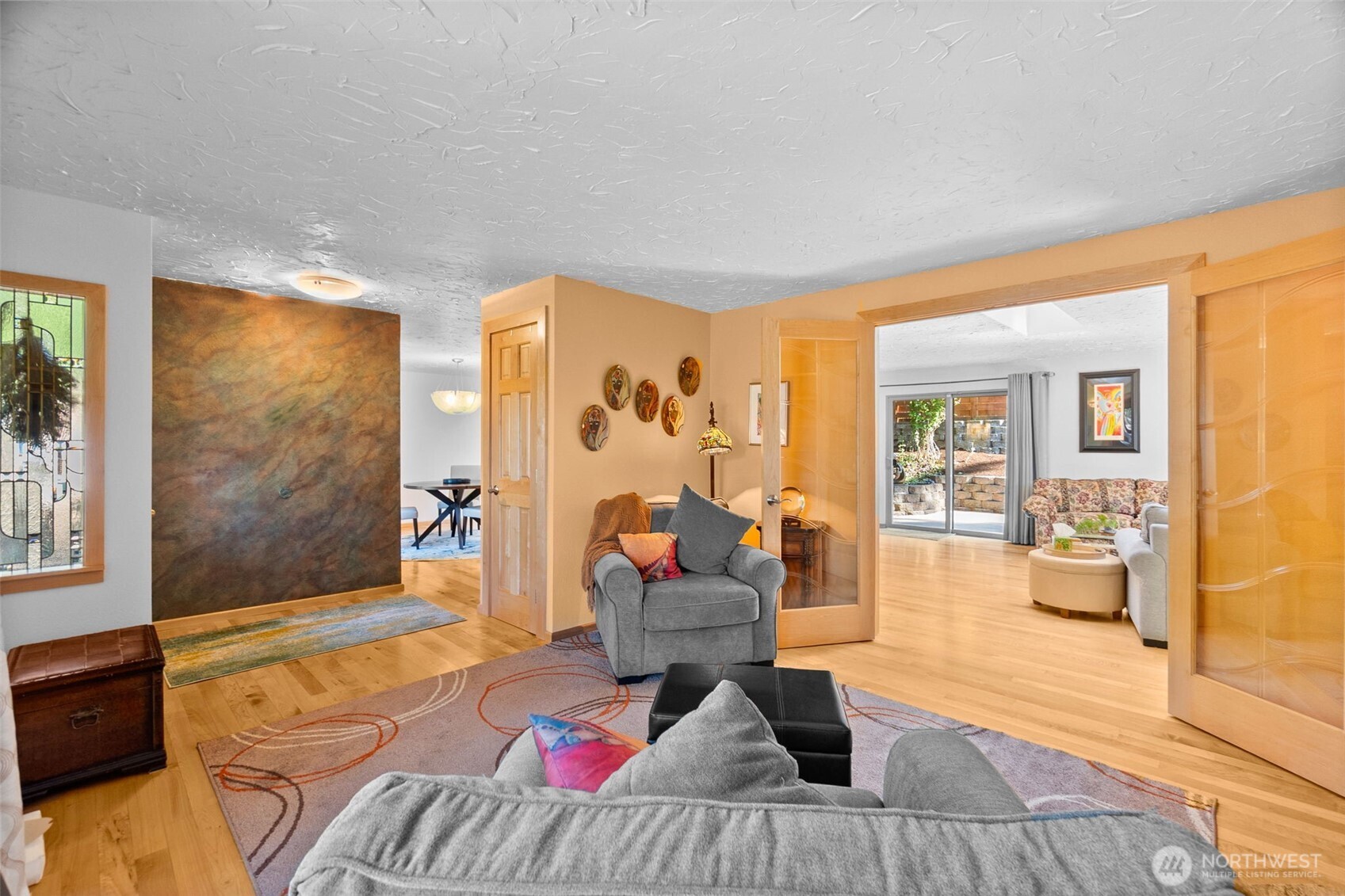 6912 43rd Loop Property Photo 6