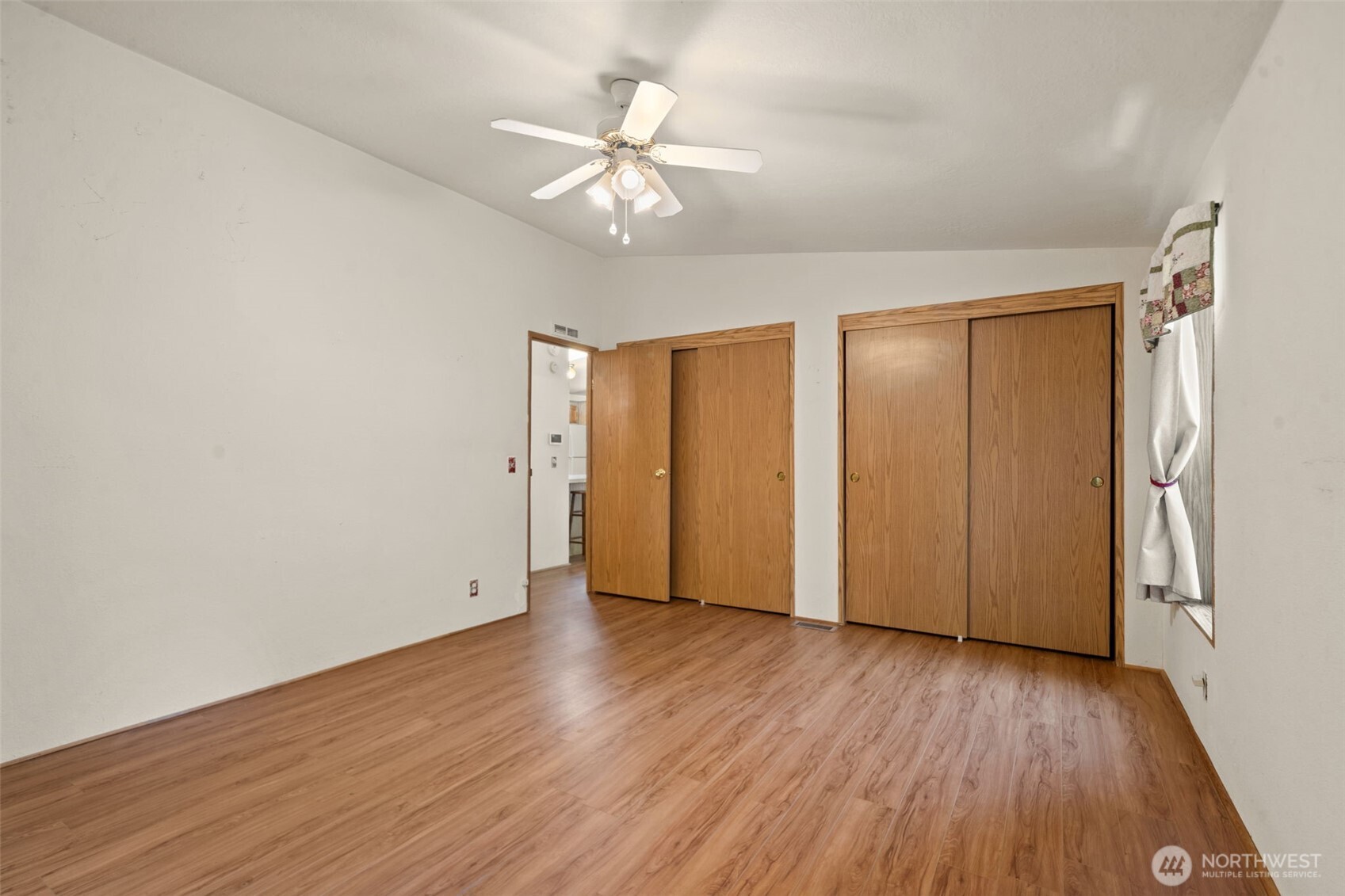 3434 N Mission Rd W Property Photo 22