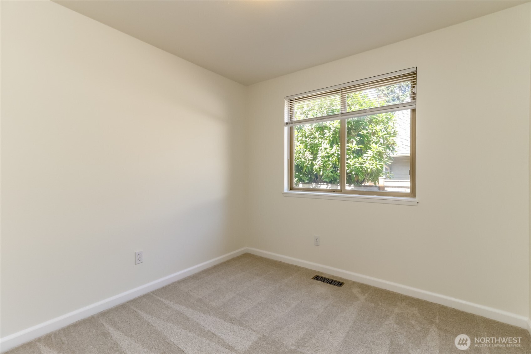17229 160th Avenue Property Photo 25