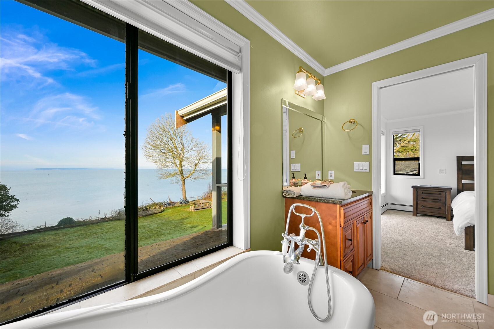 8539 Semiahmoo Drive Property Photo 19
