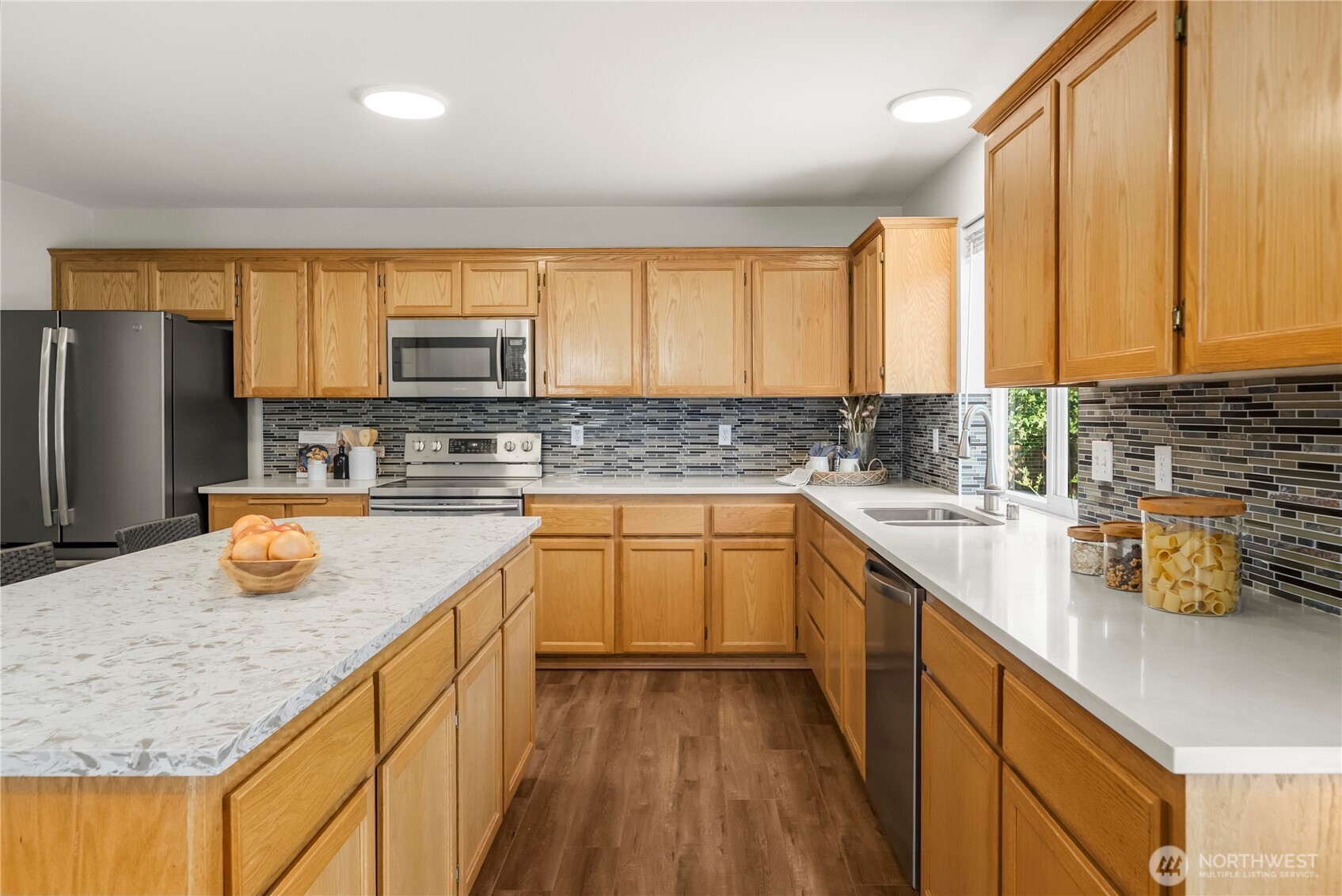 27610 239th Place Property Photo 10