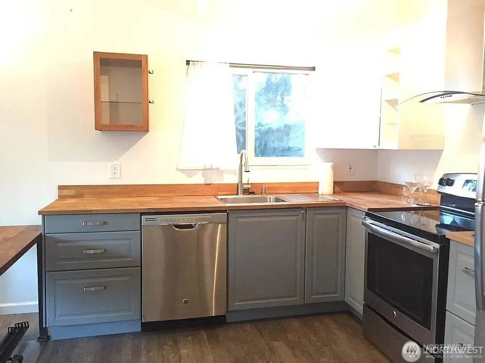 1750 Nw 58th Street Property Photo 3