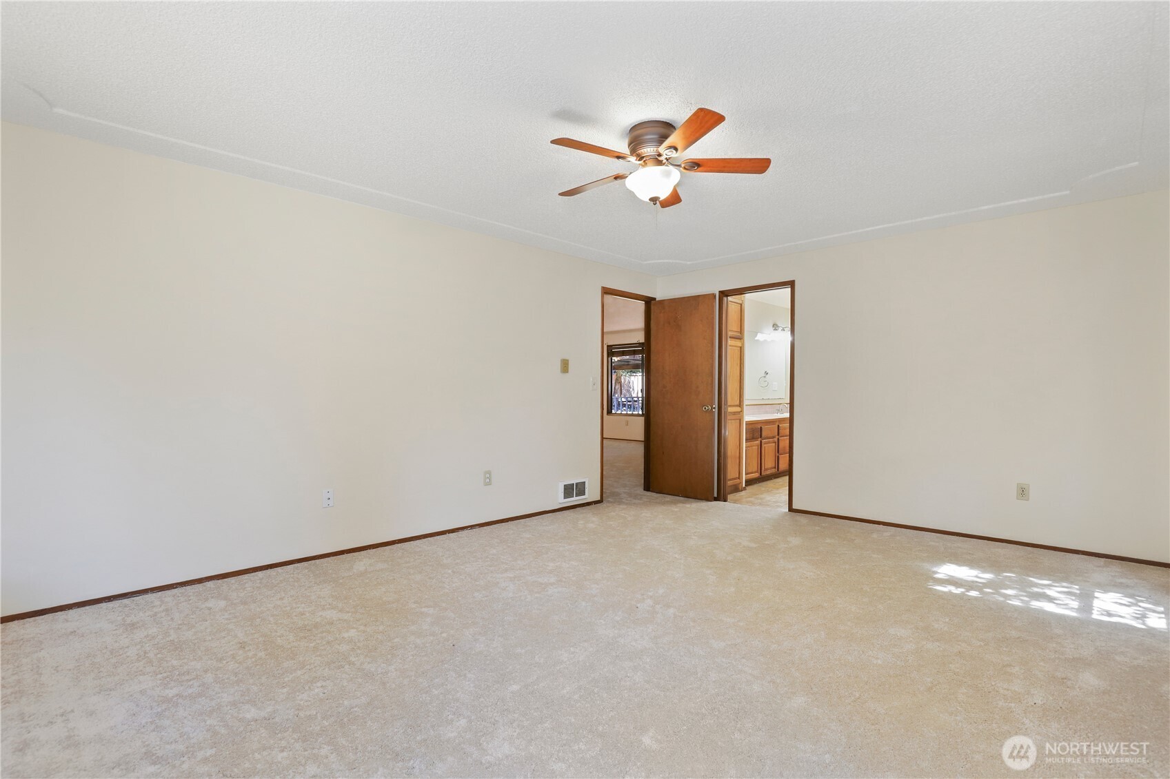 232 Planer Court Property Photo 18