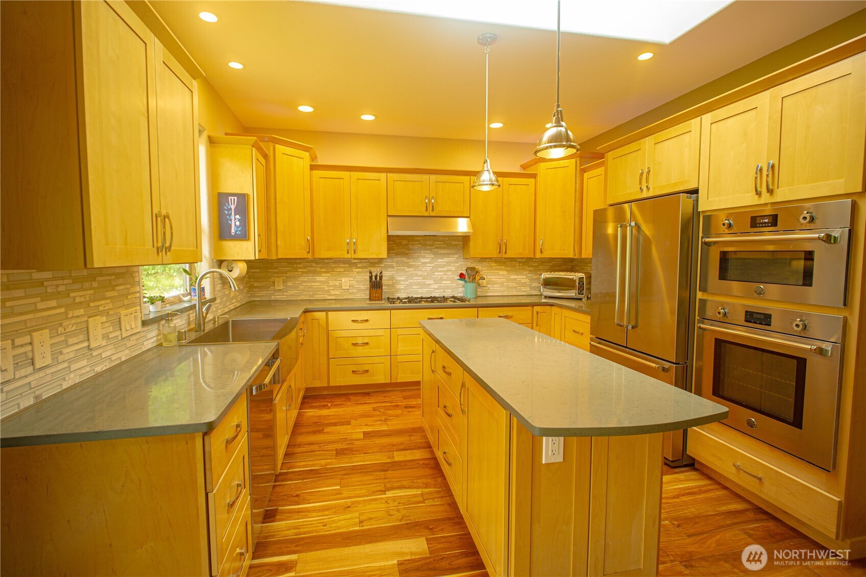 545 Headwaters Lane Property Photo 15