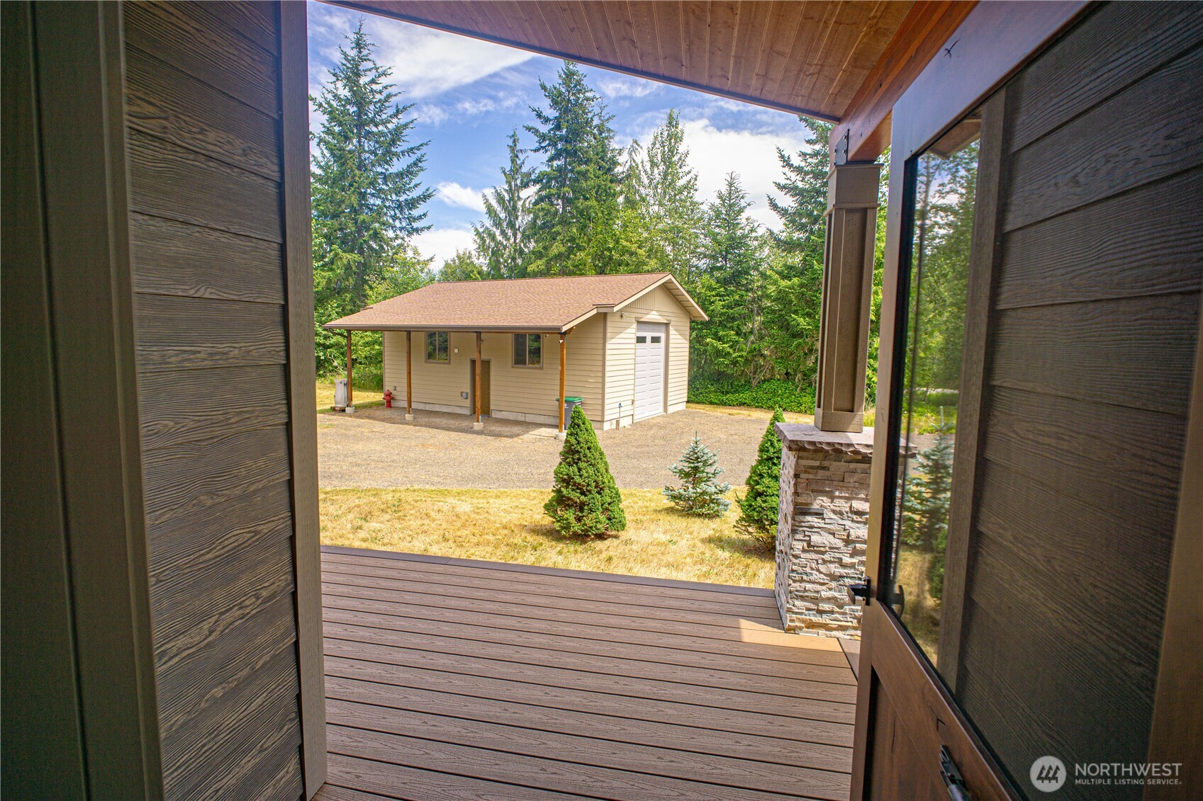 545 Headwaters Lane Property Photo 31