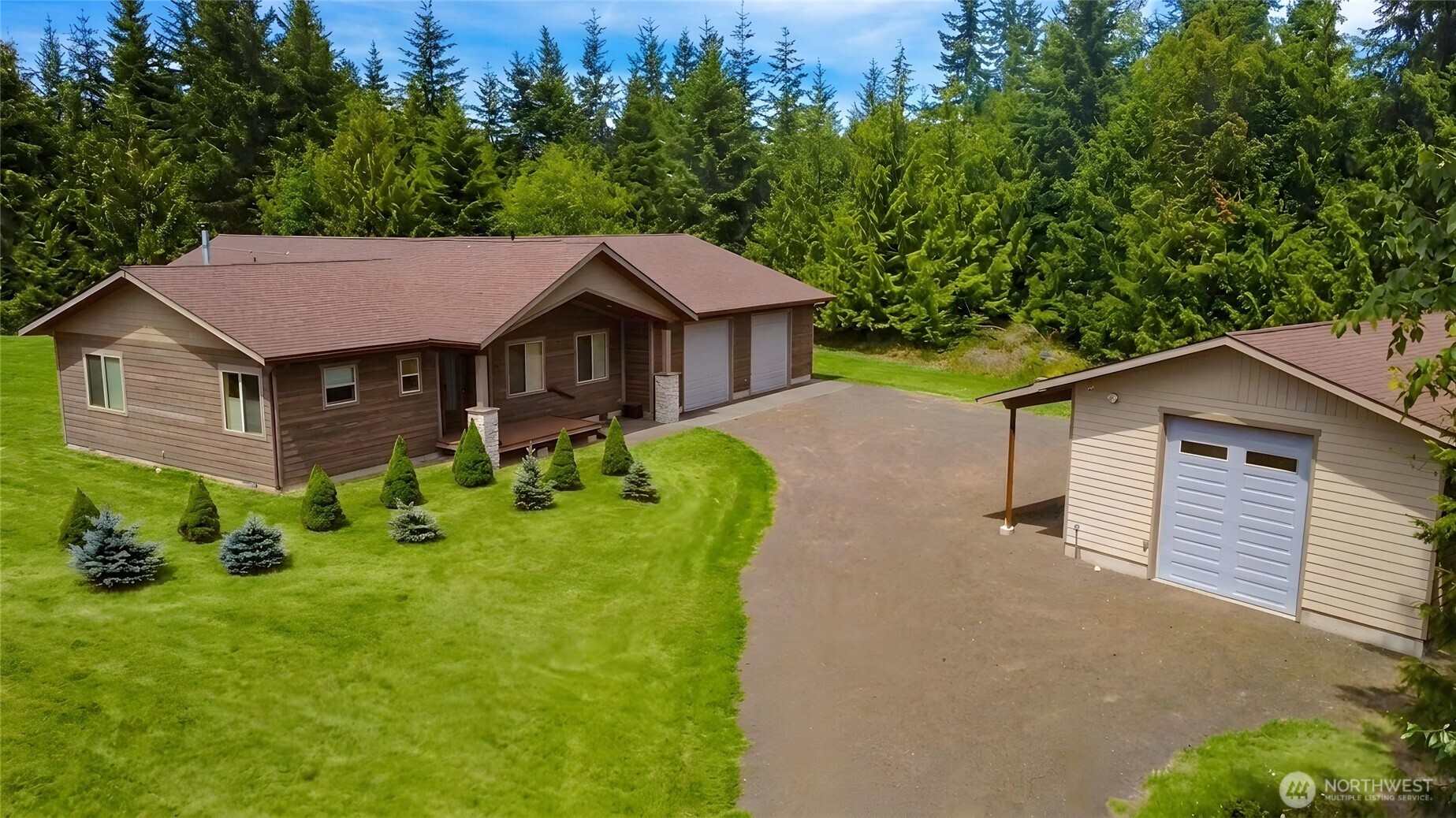 545 Headwaters Lane Property Photo 38