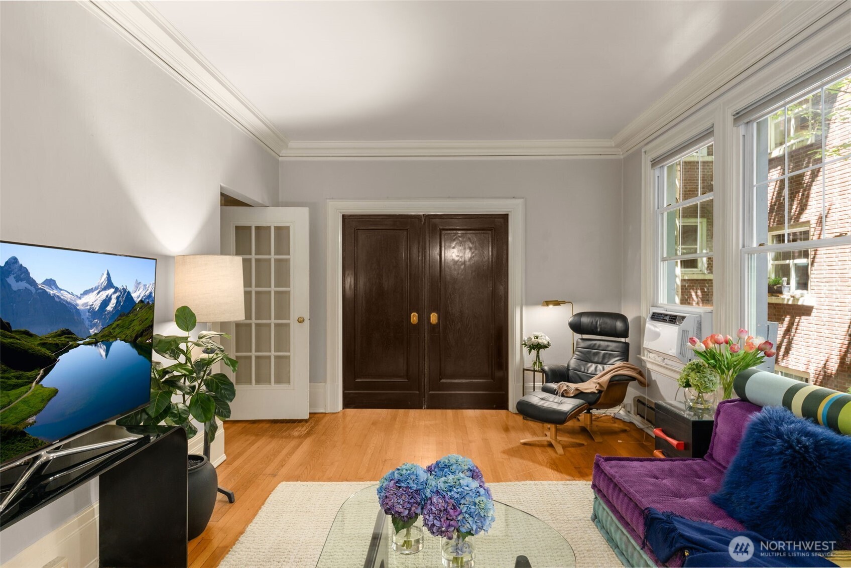 615 Boren Avenue 17 Property Photo 8