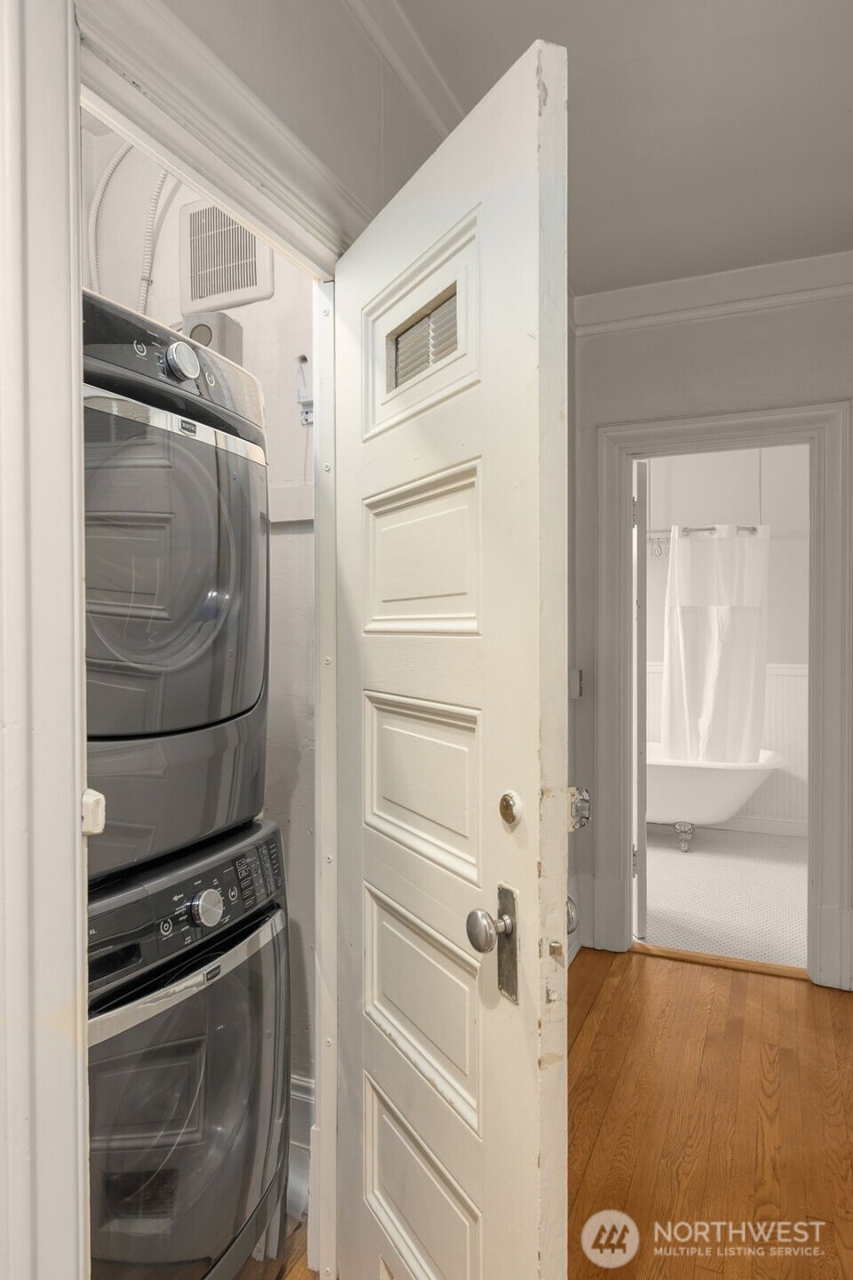 615 Boren Avenue 17 Property Photo 24