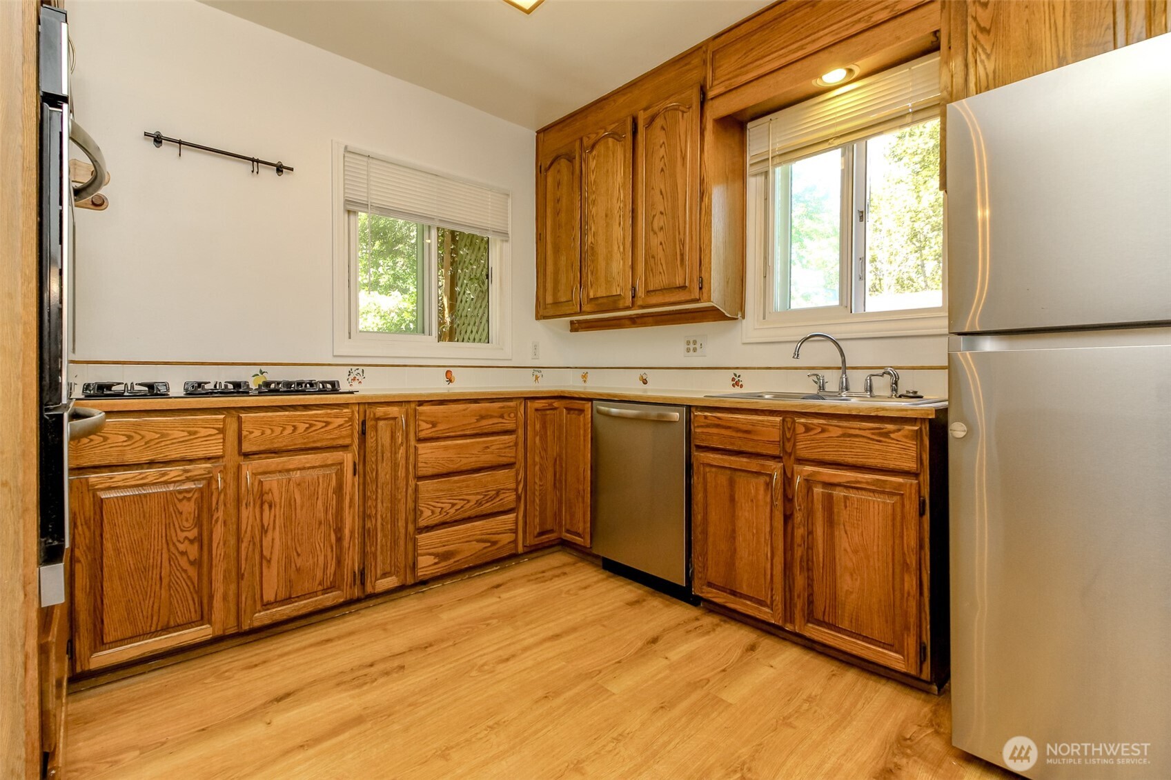 10082 Des Moines Memorial Drive Property Photo 9