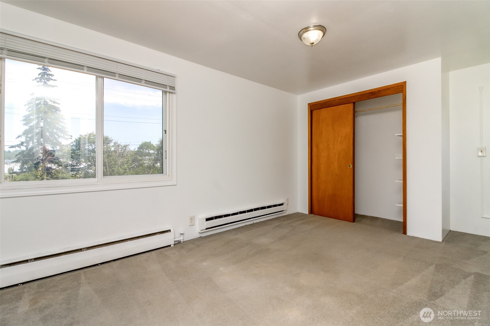 10082 Des Moines Memorial Drive Property Photo 14