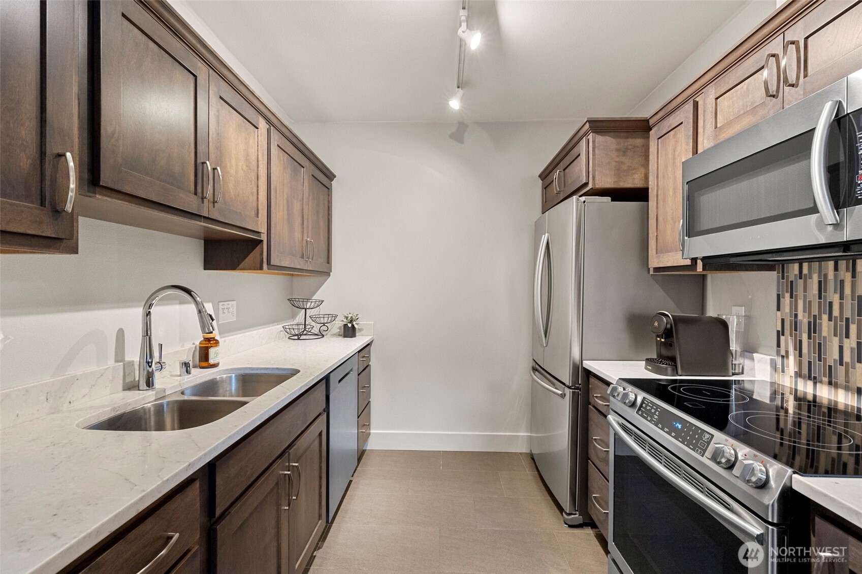 623 Morris Street B 2 Property Photo 7