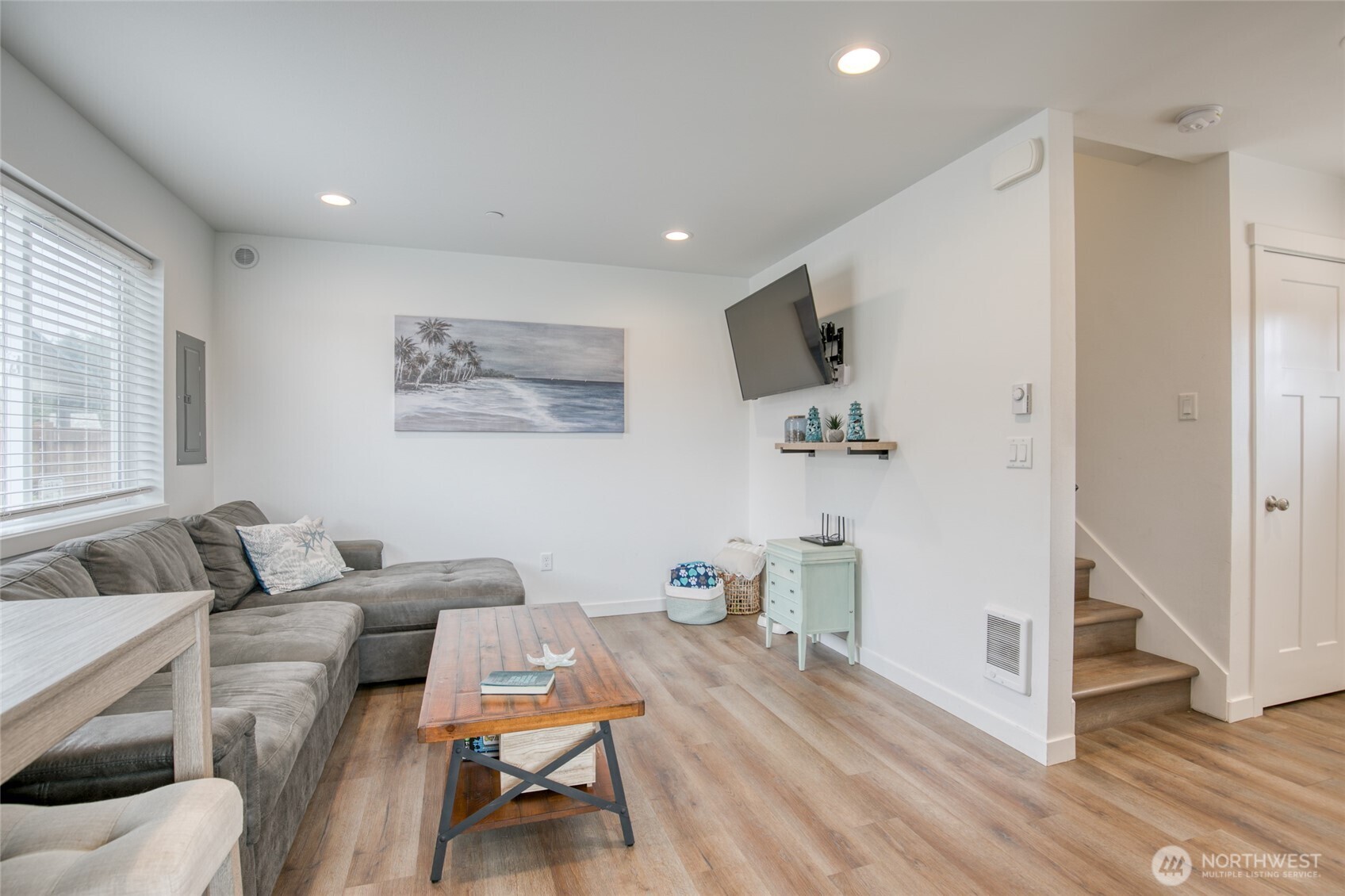 890 Magellan Avenue 1 Property Photo 7