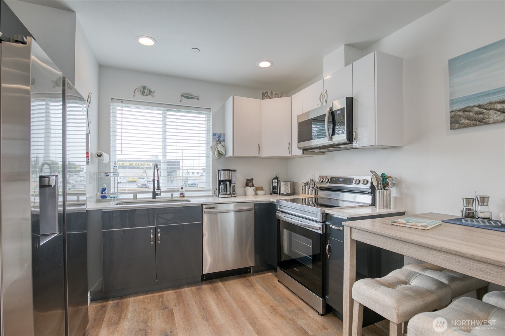 890 Magellan Avenue 1 Property Photo 9