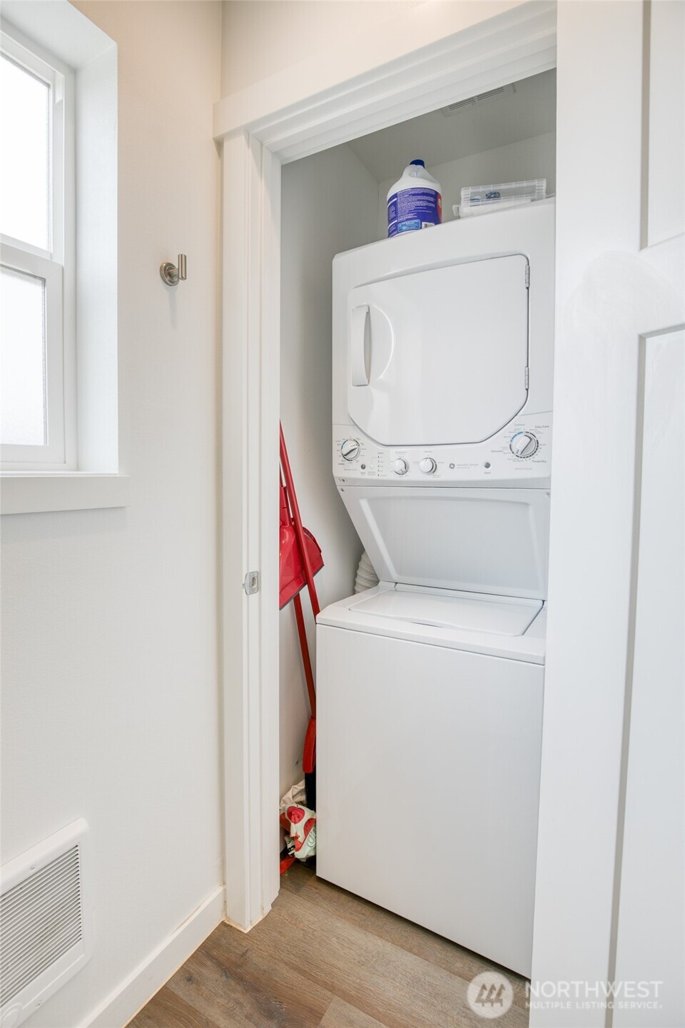 890 Magellan Avenue 1 Property Photo 12