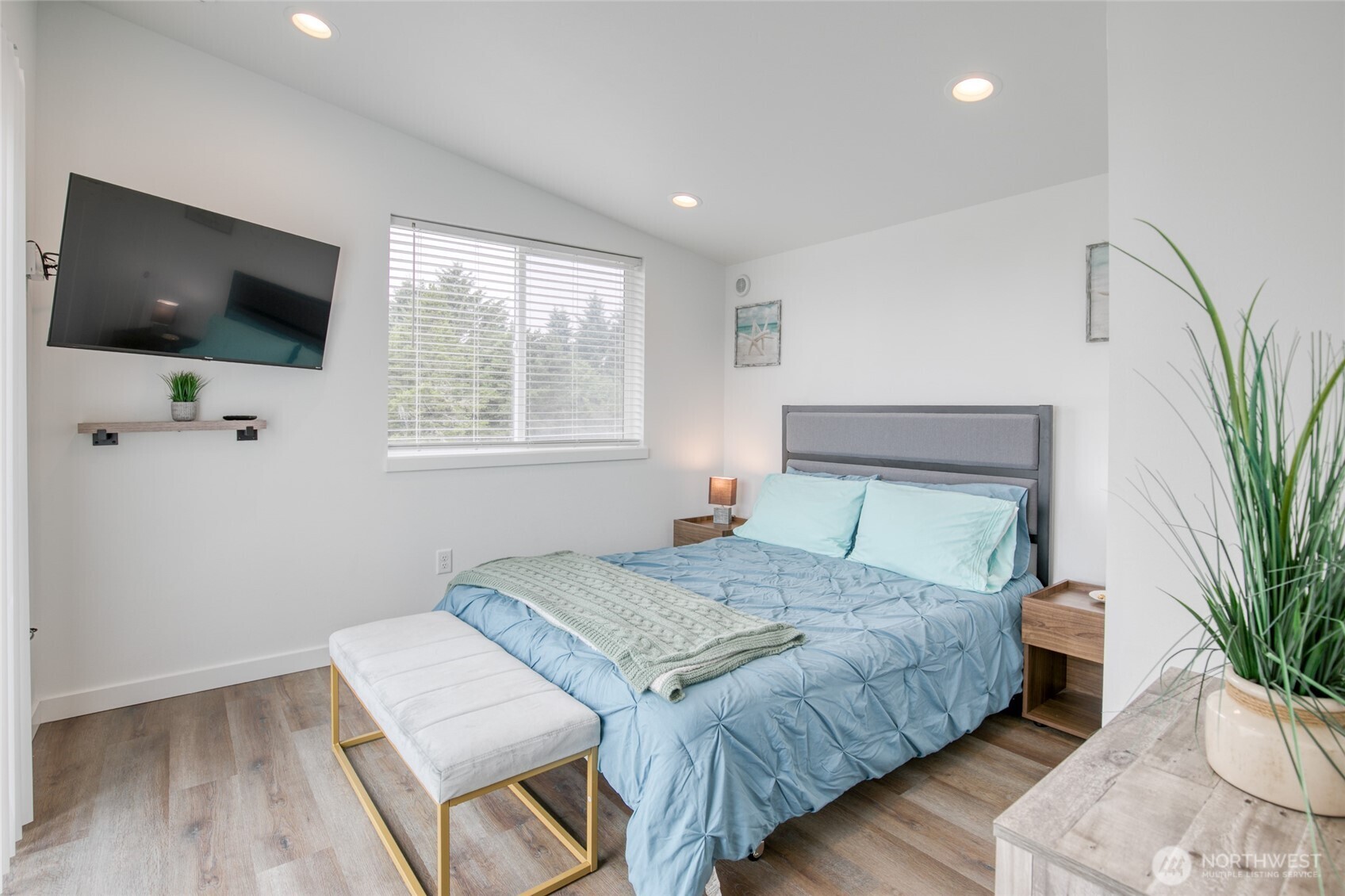 890 Magellan Avenue 1 Property Photo 18