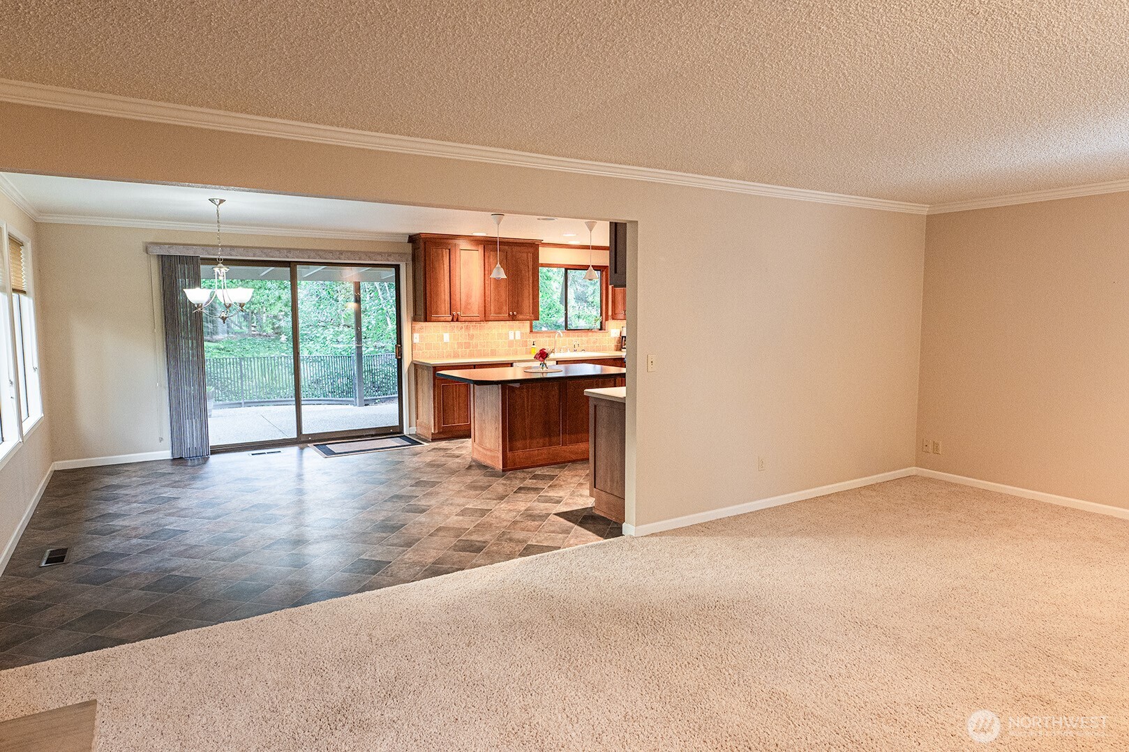 1831 Rustic Place Property Photo 10