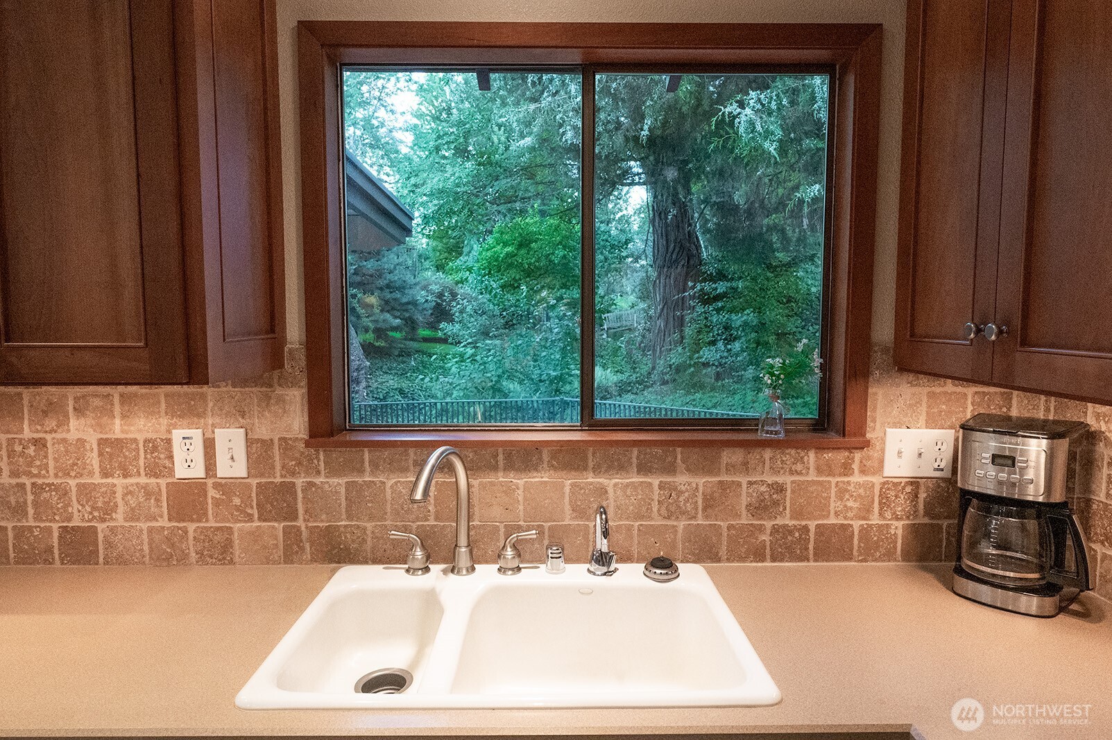 1831 Rustic Place Property Photo 25