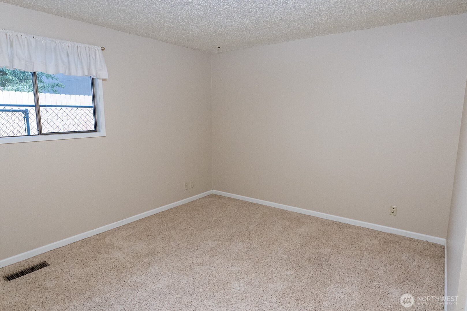 1831 Rustic Place Property Photo 38