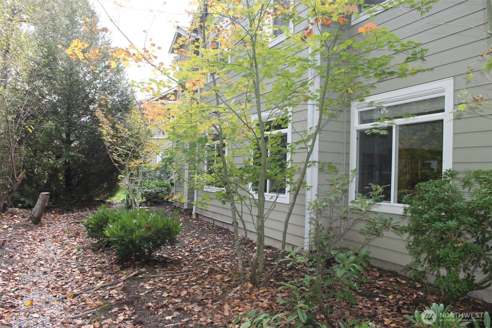 538 241st Lane Property Photo 6