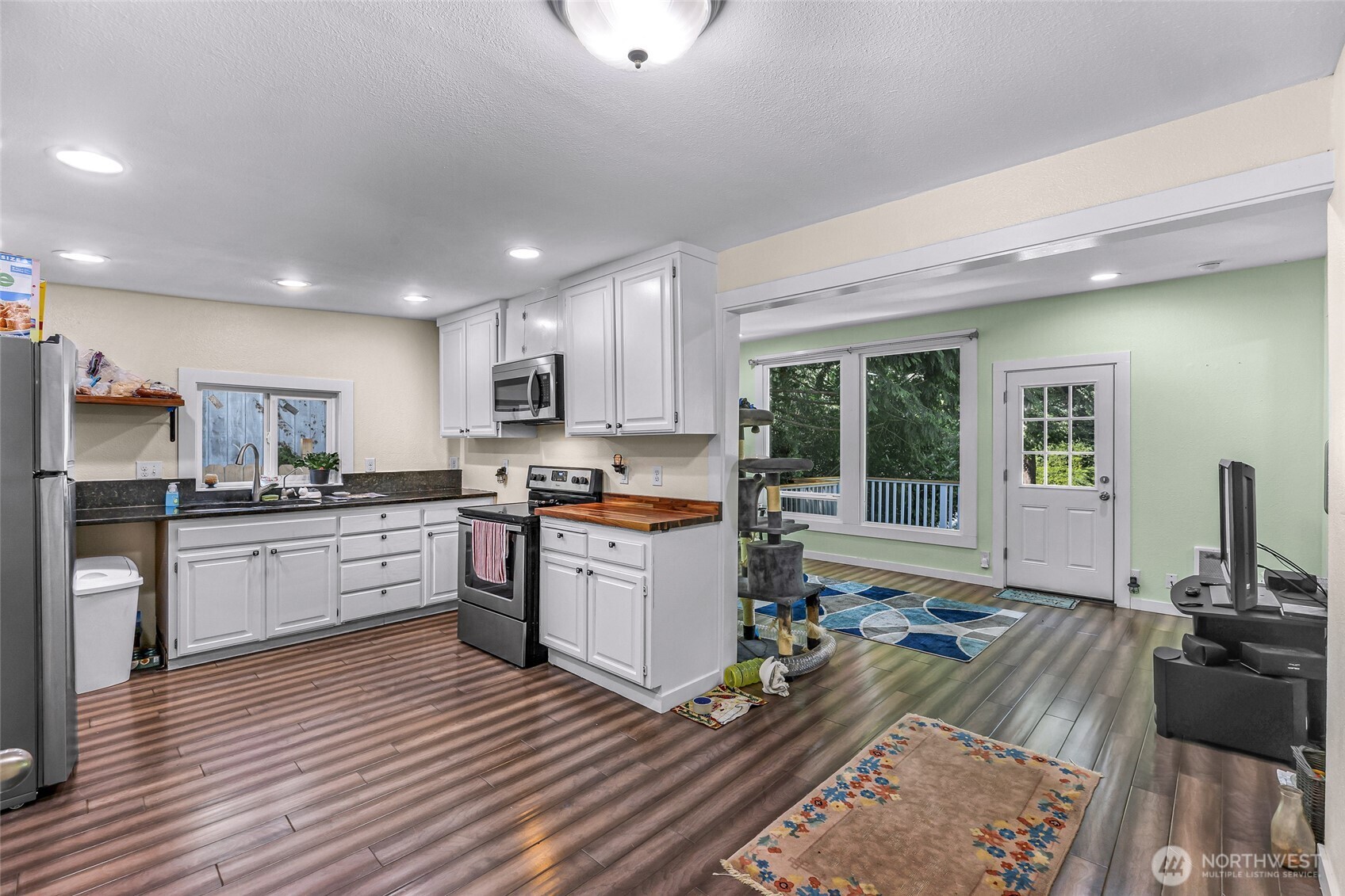 18311 115th Street Property Photo 11