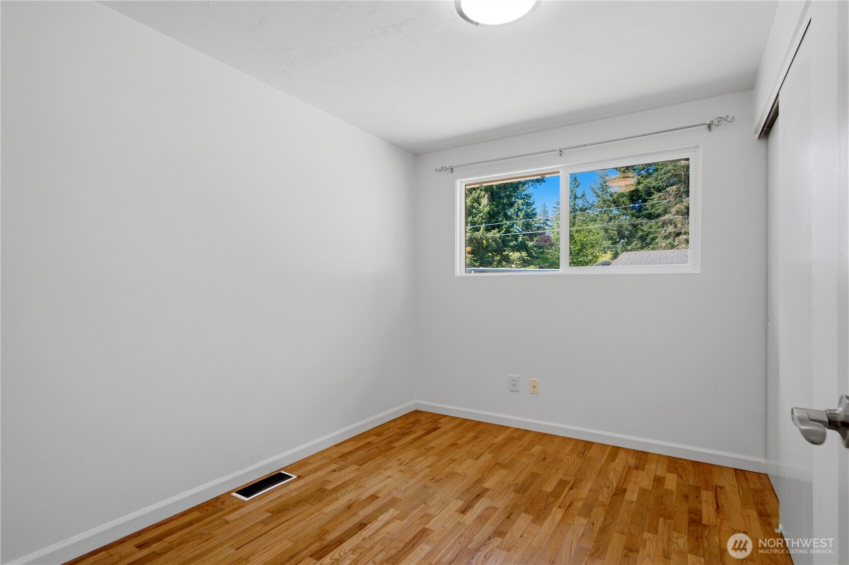 1344 Ne 164th Place Property Photo 16