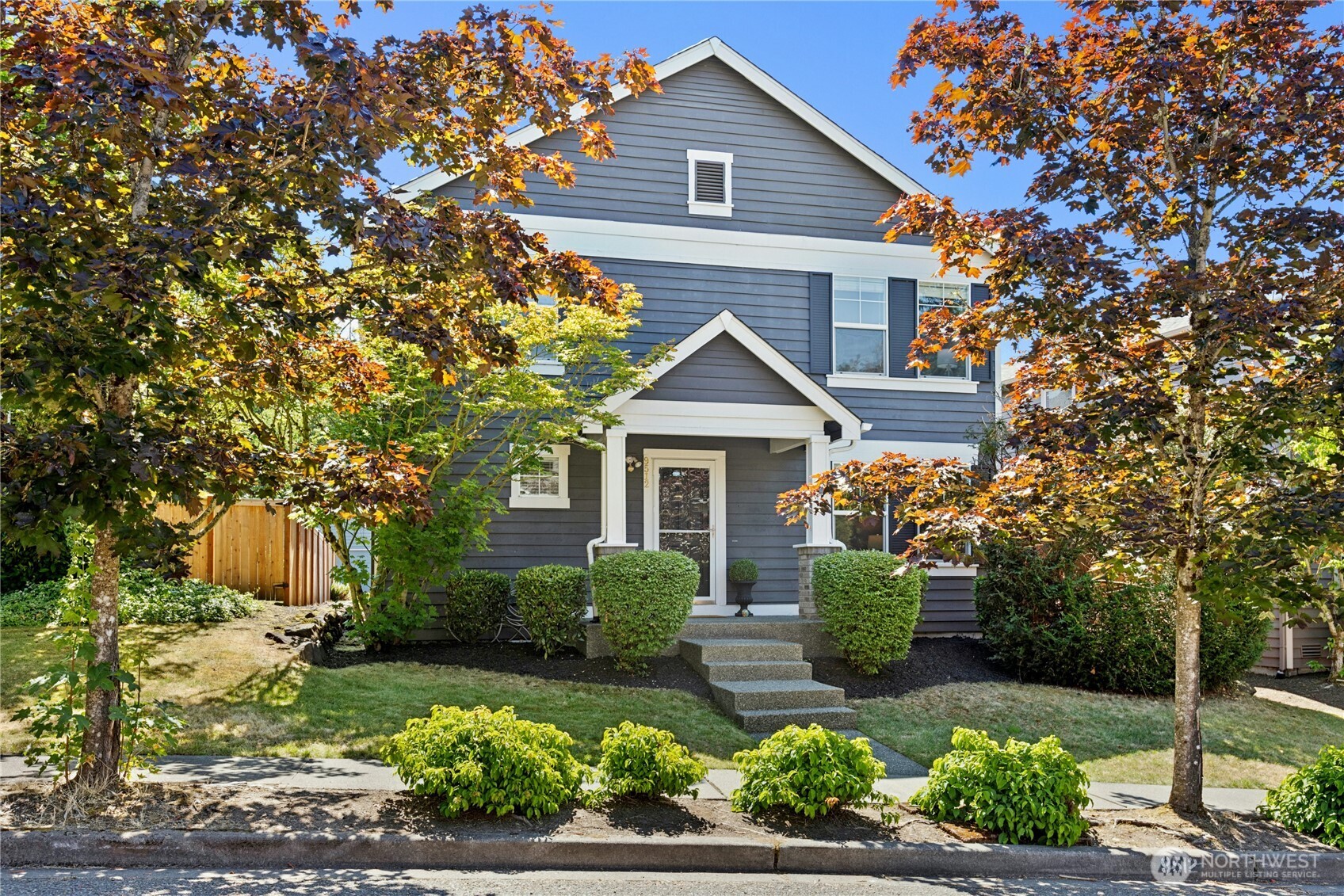 9512 226th Place Property Photo 1