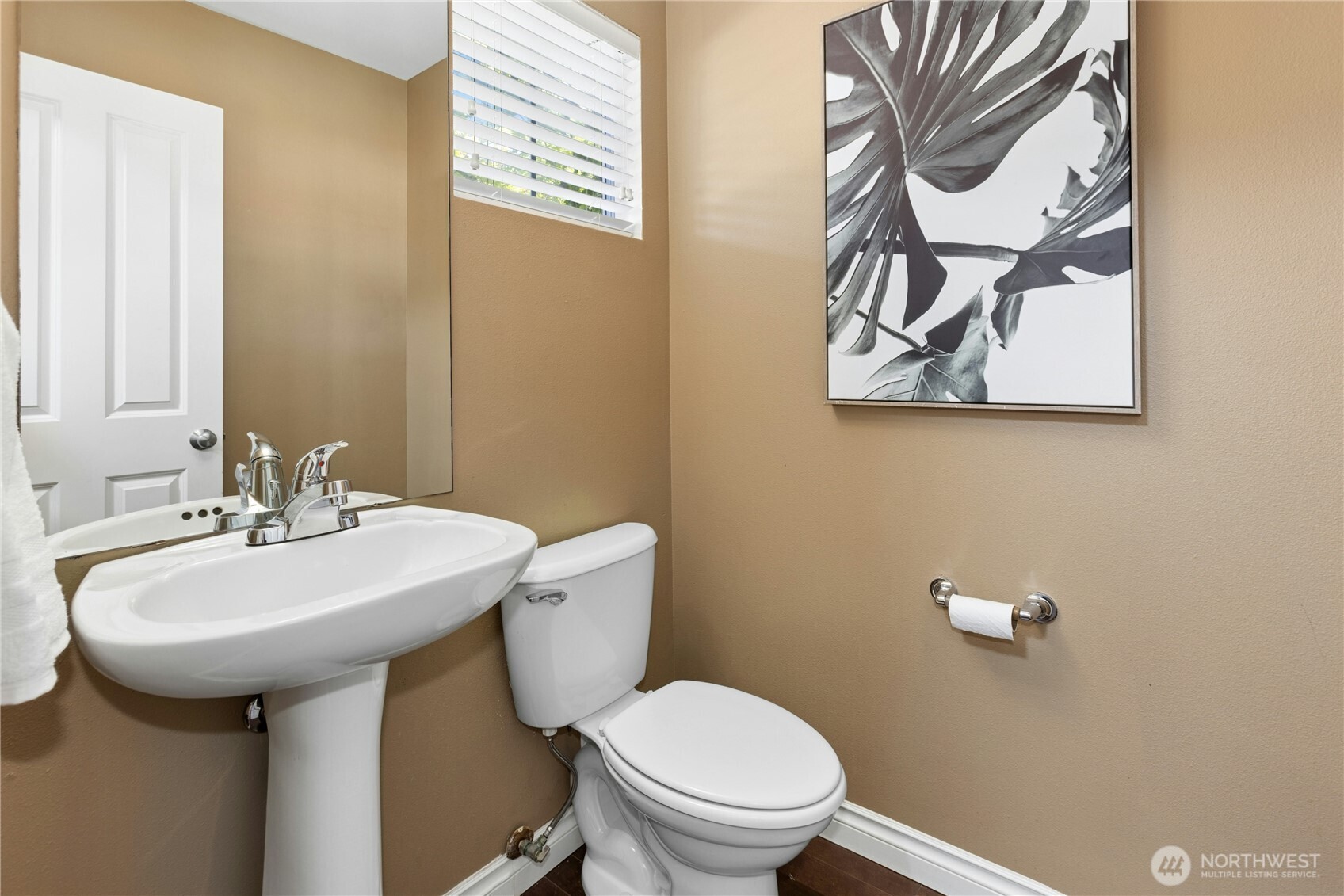 9512 226th Place Property Photo 16